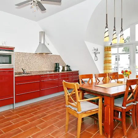 Apartment Strandpalais 11b Kuehlungsborn
